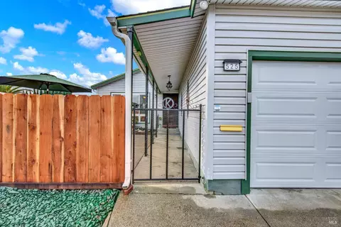 525 Nebraska St, Fairfield, CA 94533 photo 8