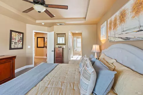 Bedroom - 1621 Pear Tree Ln, Napa, CA 94558 photo 4 of 6