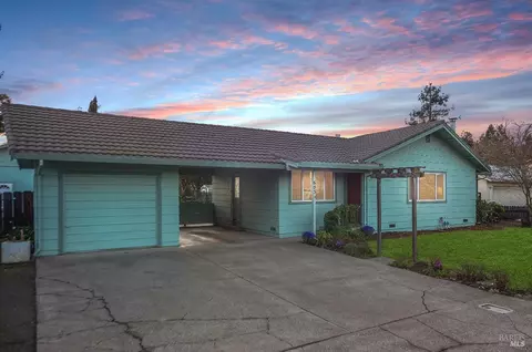 605 Benicia Dr, Santa Rosa, CA 95409