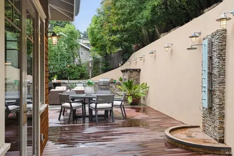 Exterior - 150 Almonte Blvd, Mill Valley, CA 94941 photo 20 of 30