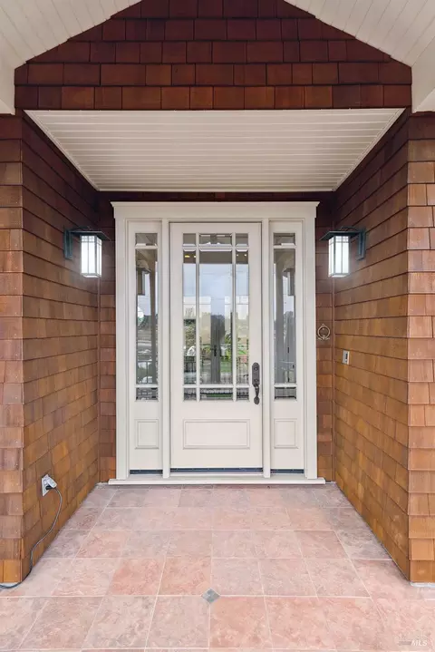 Entry Way - 150 Almonte Blvd, Mill Valley, CA 94941 photo 1 of 1