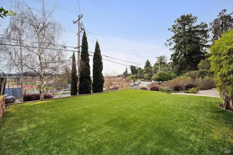 Exterior - 150 Almonte Blvd, Mill Valley, CA 94941 photo 28 of 30
