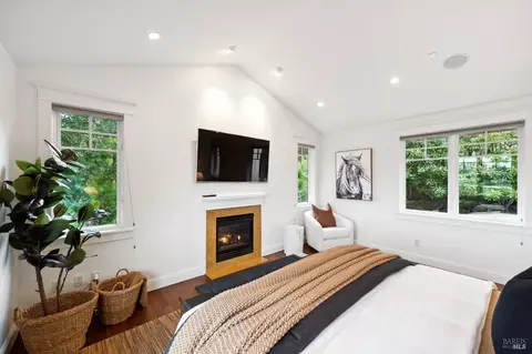 Bedroom - 150 Almonte Blvd, Mill Valley, CA 94941 photo 4 of 16