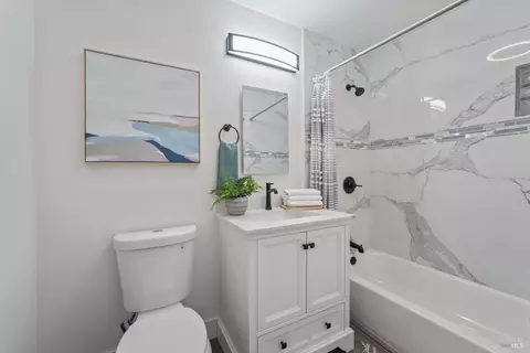 Bath - 1019 5th St, Fairfield, CA 94533 photo 1 of 2