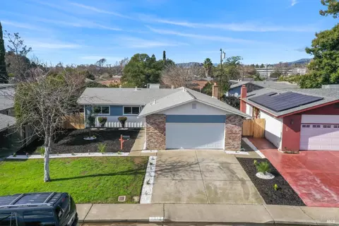 View/Area - 1019 5th St, Fairfield, CA 94533 photo 1 of 2