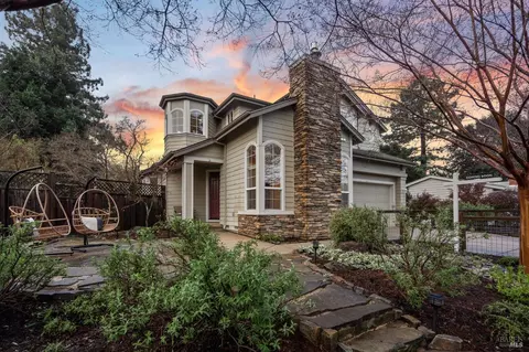 2 Penny Ln, Novato, CA 94947