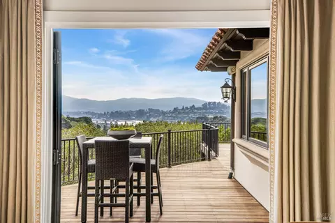 Exterior - 2 Via Elverano, Tiburon, CA 94920 photo 3 of 10