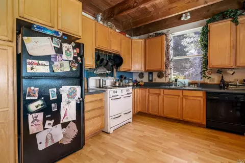 27400 Ridge Rd, Willits, CA 95490 photo 5
