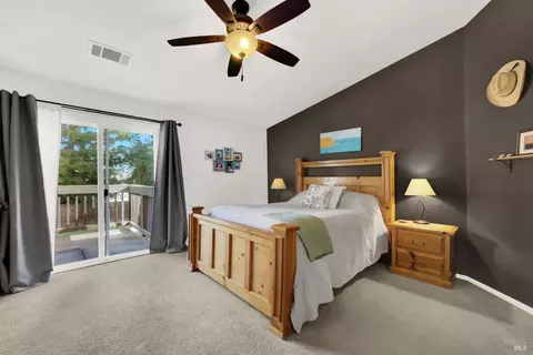 Bedroom - 1530 Hannah Ct, Dixon, CA 95620 photo 1 of 9
