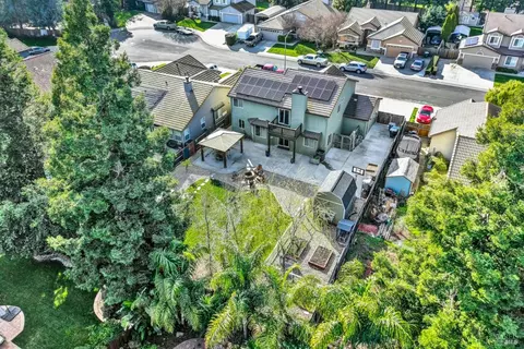 View/Area - 1530 Hannah Ct, Dixon, CA 95620 photo 3 of 6