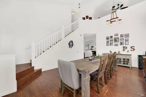 Dining - 1530 Hannah Ct, Dixon, CA 95620 photo 2 of 6