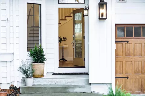Entry Way - 8907 Clothier Ln, Cotati, CA 94931 photo 1 of 4