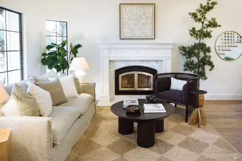 Living - 8907 Clothier Ln, Cotati, CA 94931 photo 1 of 11