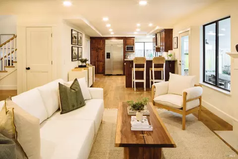 Living - 8907 Clothier Ln, Cotati, CA 94931 photo 9 of 11