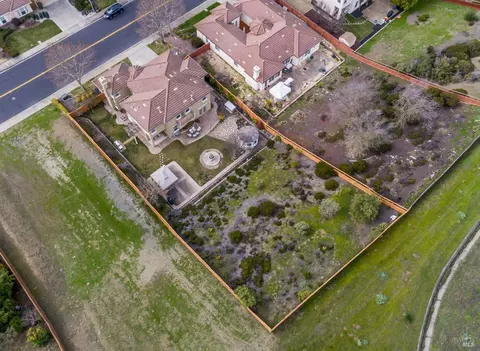 View/Area - 1824 Landmark Dr, Vallejo, CA 94591 photo 13 of 25