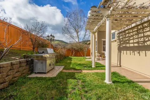 Exterior - 1824 Landmark Dr, Vallejo, CA 94591 photo 7 of 22