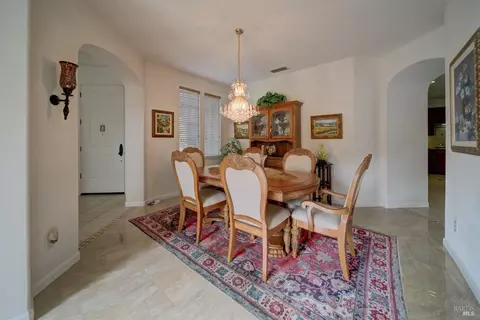 Dining - 1824 Landmark Dr, Vallejo, CA 94591 photo 4 of 7