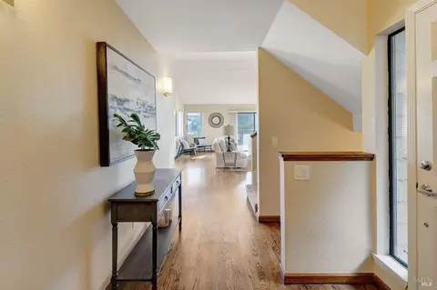 Entry Way - 269 Greene St, Mill Valley, CA 94941 photo 1 of 3