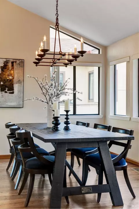 Dining - 269 Greene St, Mill Valley, CA 94941 photo 2 of 2