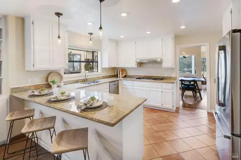 Kitchen - 269 Greene St, Mill Valley, CA 94941 photo 5 of 5