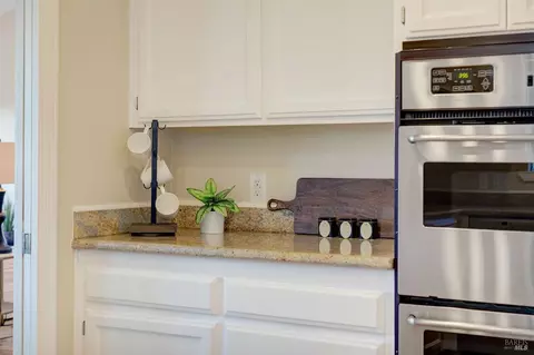 Kitchen - 269 Greene St, Mill Valley, CA 94941 photo 3 of 5