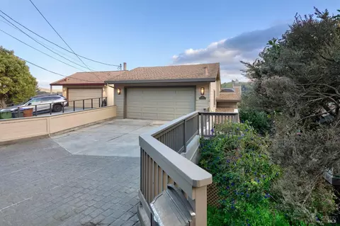 Exterior - 269 Greene St, Mill Valley, CA 94941 photo 6 of 11