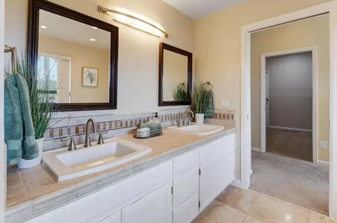 Bath - 269 Greene St, Mill Valley, CA 94941 photo 1 of 8