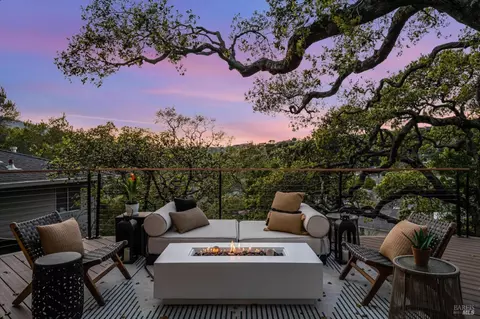 85 Via La Cumbre, Greenbrae, CA 94904