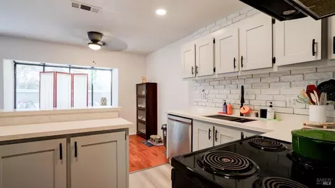165 Oddstad Dr #39, Vallejo, CA 94589 photo 6
