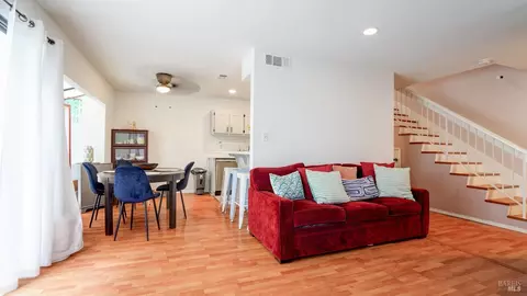 165 Oddstad Dr #39, Vallejo, CA 94589 photo 8
