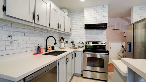 165 Oddstad Dr #39, Vallejo, CA 94589 photo 5