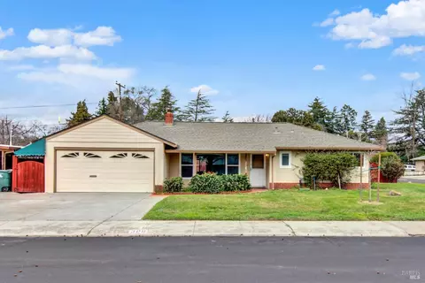 300 Magnolia Way, Vacaville, CA 95688