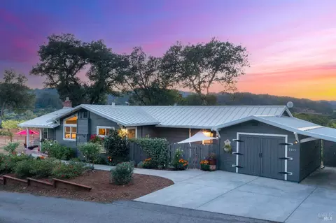 1755 Dry Creek Rd, Healdsburg, CA 95448