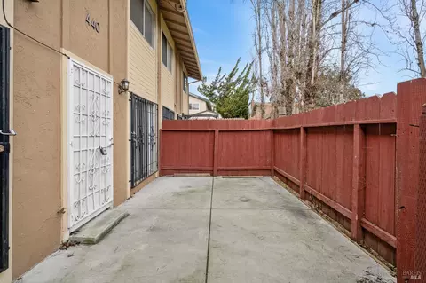 440 Corcoran Ave #2, Vallejo, CA 94589 photo 4
