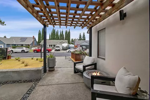 403 Temple Dr, Vacaville, CA 95687 photo 7