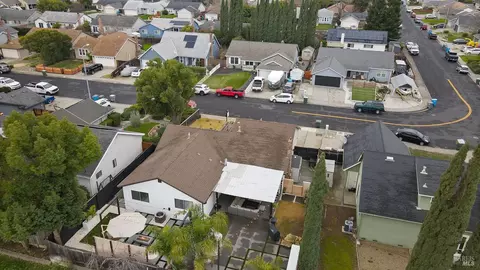 403 Temple Dr, Vacaville, CA 95687 photo 59
