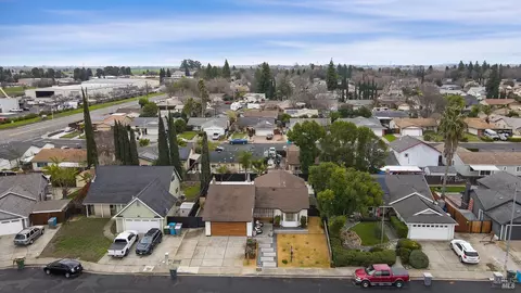 403 Temple Dr, Vacaville, CA 95687 photo 63