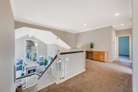Entry Way - 1107 Jennifer Ln, Windsor, CA 95492 photo 2 of 2