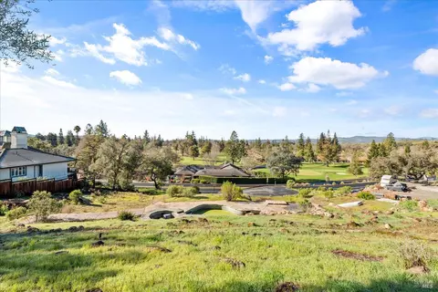 198 Westgate Dr, Napa, CA 94558 photo 3