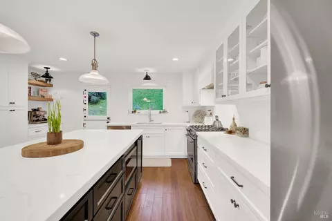 Kitchen - 378 Vine St, Vacaville, CA 95688 photo 7 of 12
