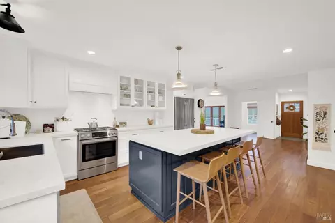 Kitchen - 378 Vine St, Vacaville, CA 95688 photo 4 of 12