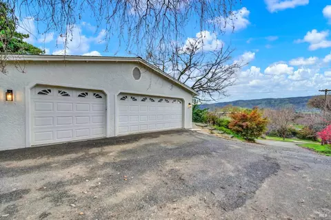 Exterior - 378 Vine St, Vacaville, CA 95688 photo 19 of 29