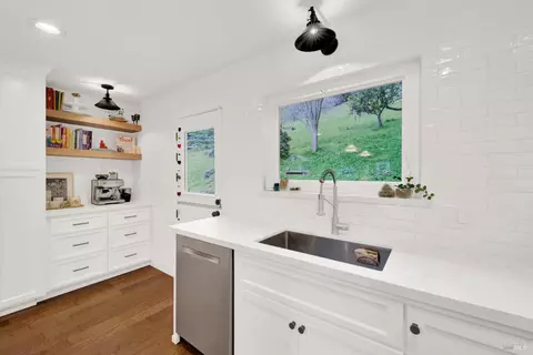 Kitchen - 378 Vine St, Vacaville, CA 95688 photo 9 of 12