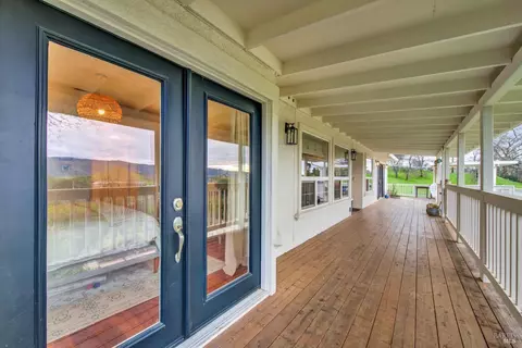 Exterior - 378 Vine St, Vacaville, CA 95688 photo 7 of 29