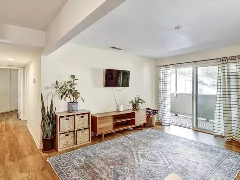 1370 Townview Ave #108, Santa Rosa, CA 95405