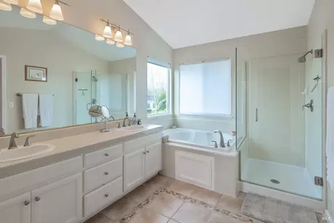 9547 Ashley Dr, Windsor, CA 95492 photo 25