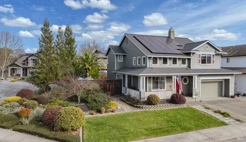 9547 Ashley Dr, Windsor, CA 95492
