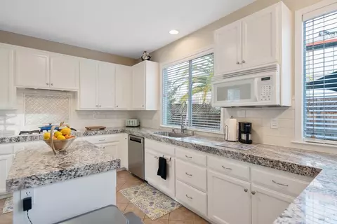9547 Ashley Dr, Windsor, CA 95492 photo 11