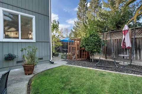 9547 Ashley Dr, Windsor, CA 95492 photo 35