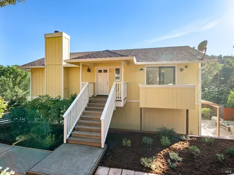 Exterior - 49 E Crescent Dr, San Rafael, CA 94901 photo 13 of 15